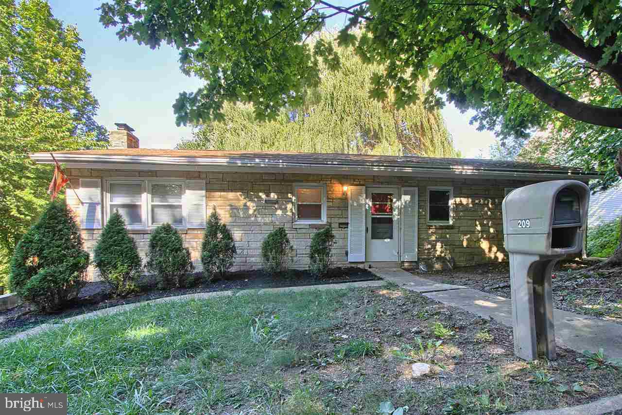 209 Evergreen Road New Cumberland, PA 17070 - Photo 1 of 23 Gallery Image 1