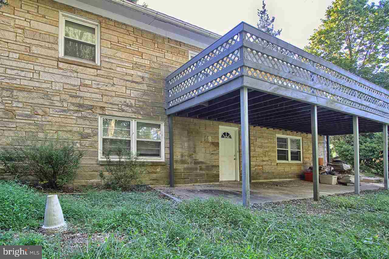 209 Evergreen Road New Cumberland, PA 17070 - Photo 5 of 23 Gallery Image 5