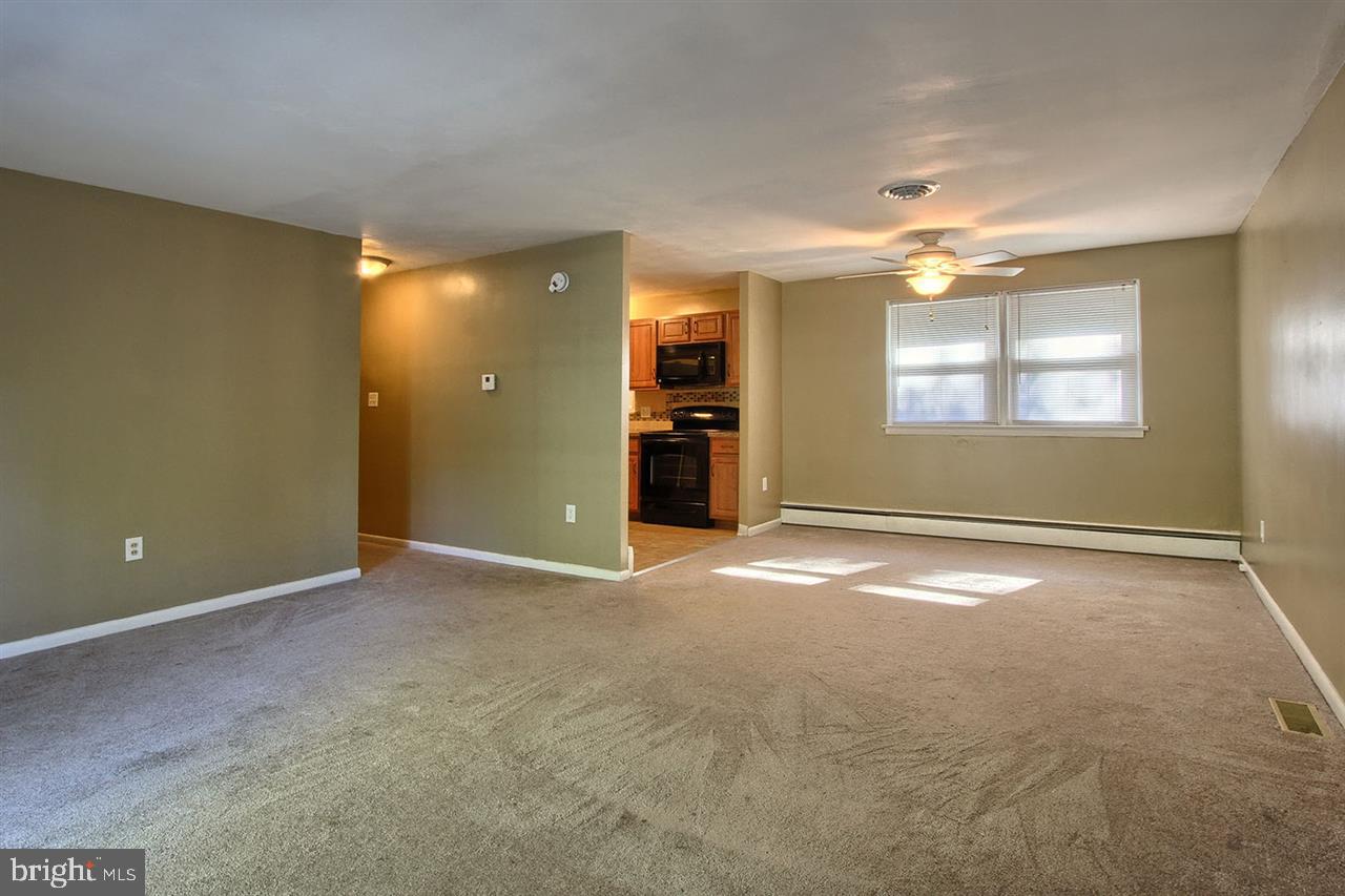 209 Evergreen Road New Cumberland, PA 17070 - Photo 10 of 23 Gallery Image 10