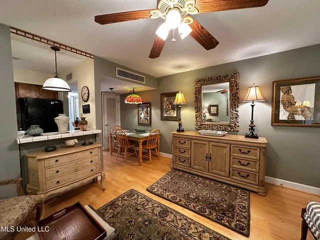 $1,300 | 3310 Washington Avenue, Unit 1220, Pascagoula, MS 39581