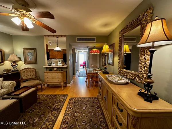 $1,300 | 3310 Washington Avenue, Unit 1220, Pascagoula, MS 39581