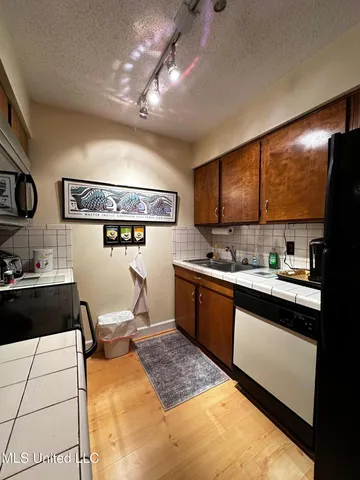 $1,300 | 3310 Washington Avenue, Unit 1220, Pascagoula, MS 39581