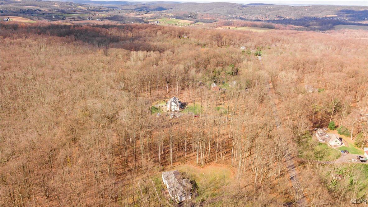 3417 Winding Road Coopersburg, PA 18036 - Photo 19 of 23 Gallery Image 19