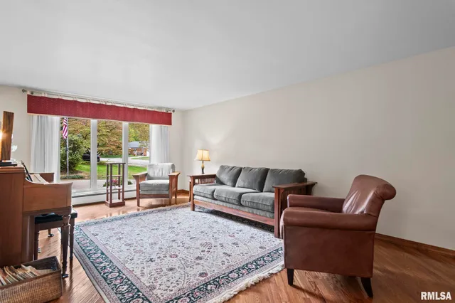 $399,000 | 2316 South Willemore Avenue, Springfield, IL 62704