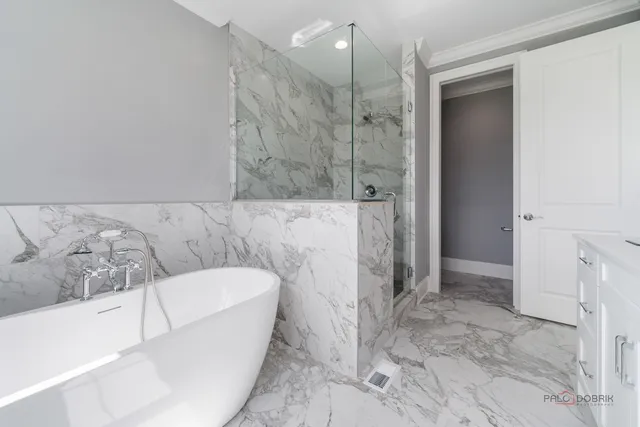 $1,150,000 | 1062 Livingston Street, Highland Park, IL 60035