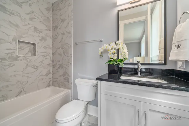 $1,150,000 | 1062 Livingston Street, Highland Park, IL 60035