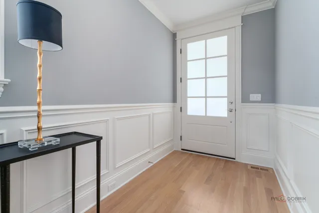 $1,150,000 | 1062 Livingston Street, Highland Park, IL 60035