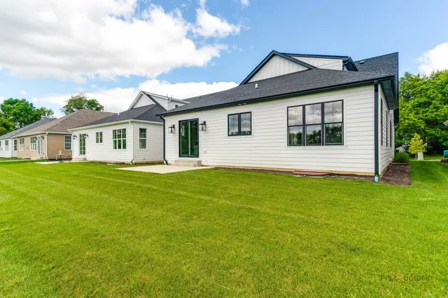 $1,150,000 | 1062 Livingston Street, Highland Park, IL 60035