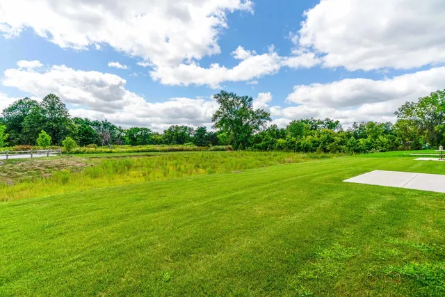 $1,150,000 | 1062 Livingston Street, Highland Park, IL 60035