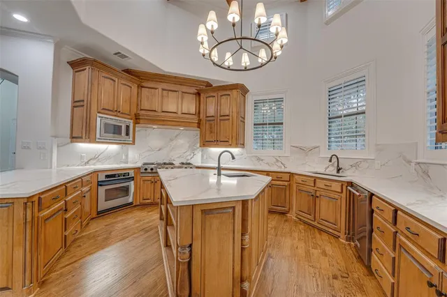 $995,000 | 2216 Kings Pass, Heath, TX 75032