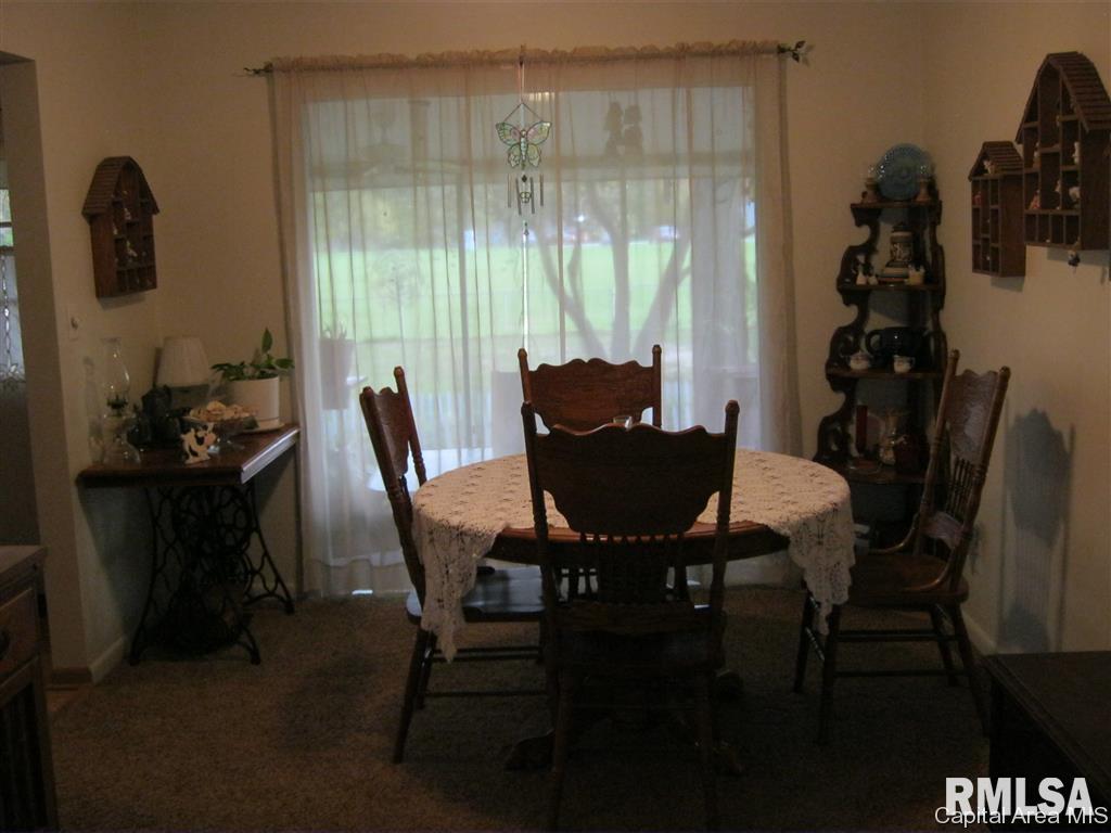 2612 Churchill Road Springfield, IL 62702 - Photo 9 of 20