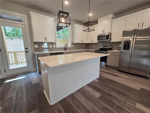 $434,950 | 2 Rock Pk Way, Unit 13, Tucker, GA 30084