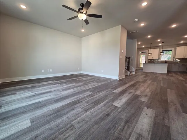 $434,950 | 2 Rock Pk Way, Unit 13, Tucker, GA 30084