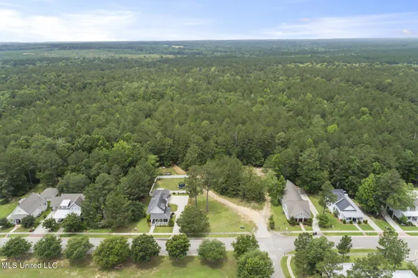 $52,000 | 2 South Of Fields, Hattiesburg, MS 39402