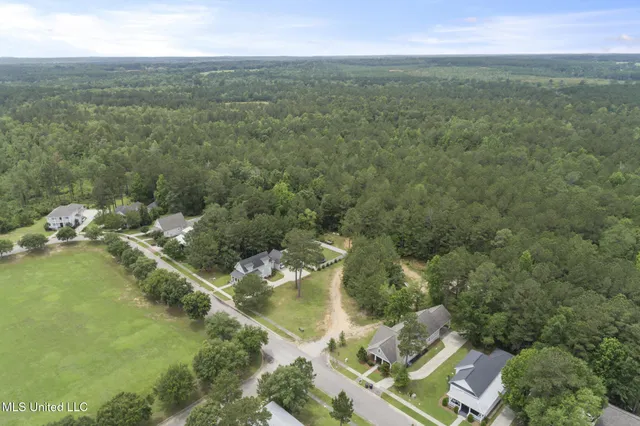 $52,000 | 2 South Of Fields, Hattiesburg, MS 39402