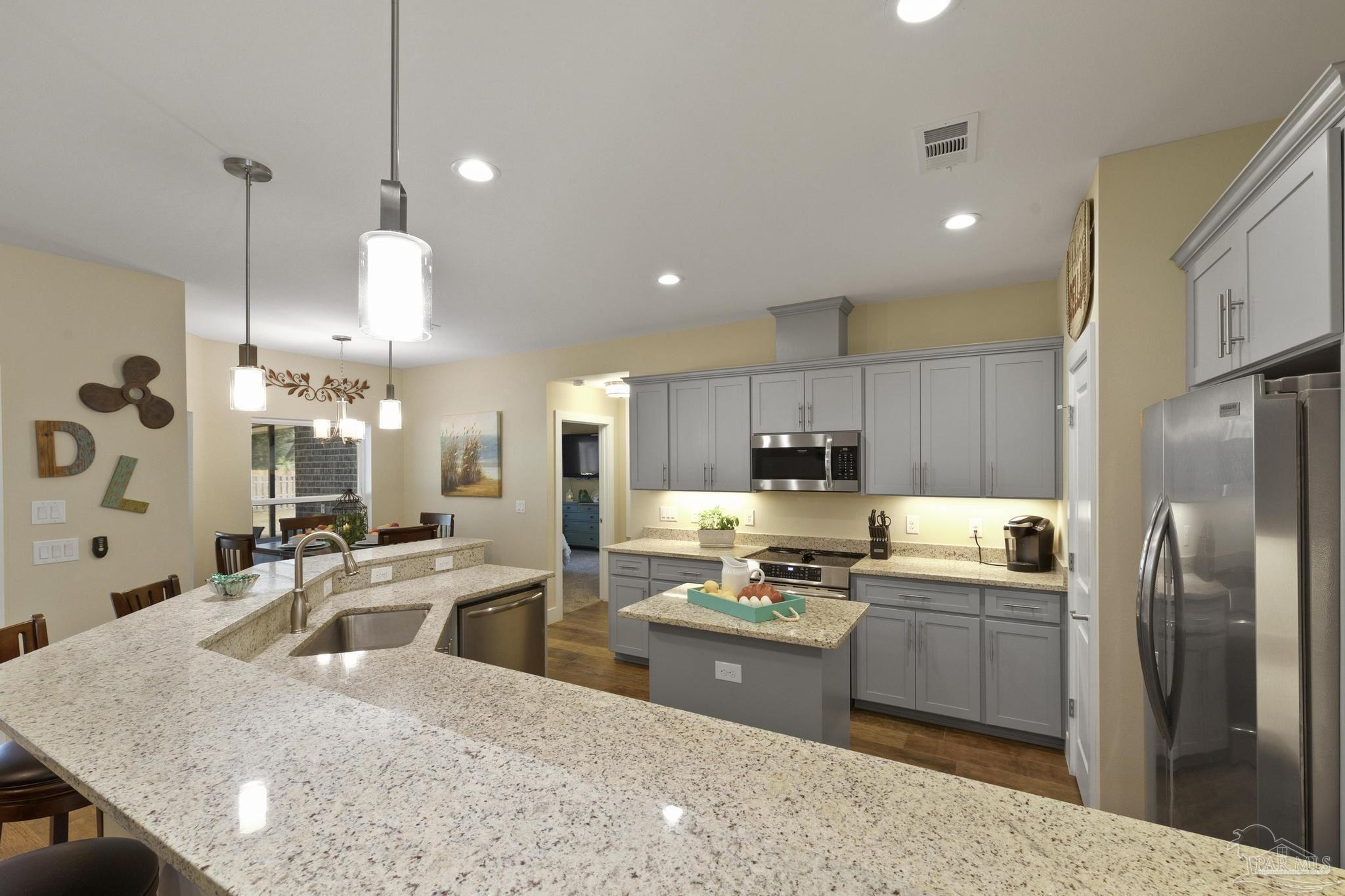 6474 Hammock Trace Milton, FL 32583 - Photo 13 of 50