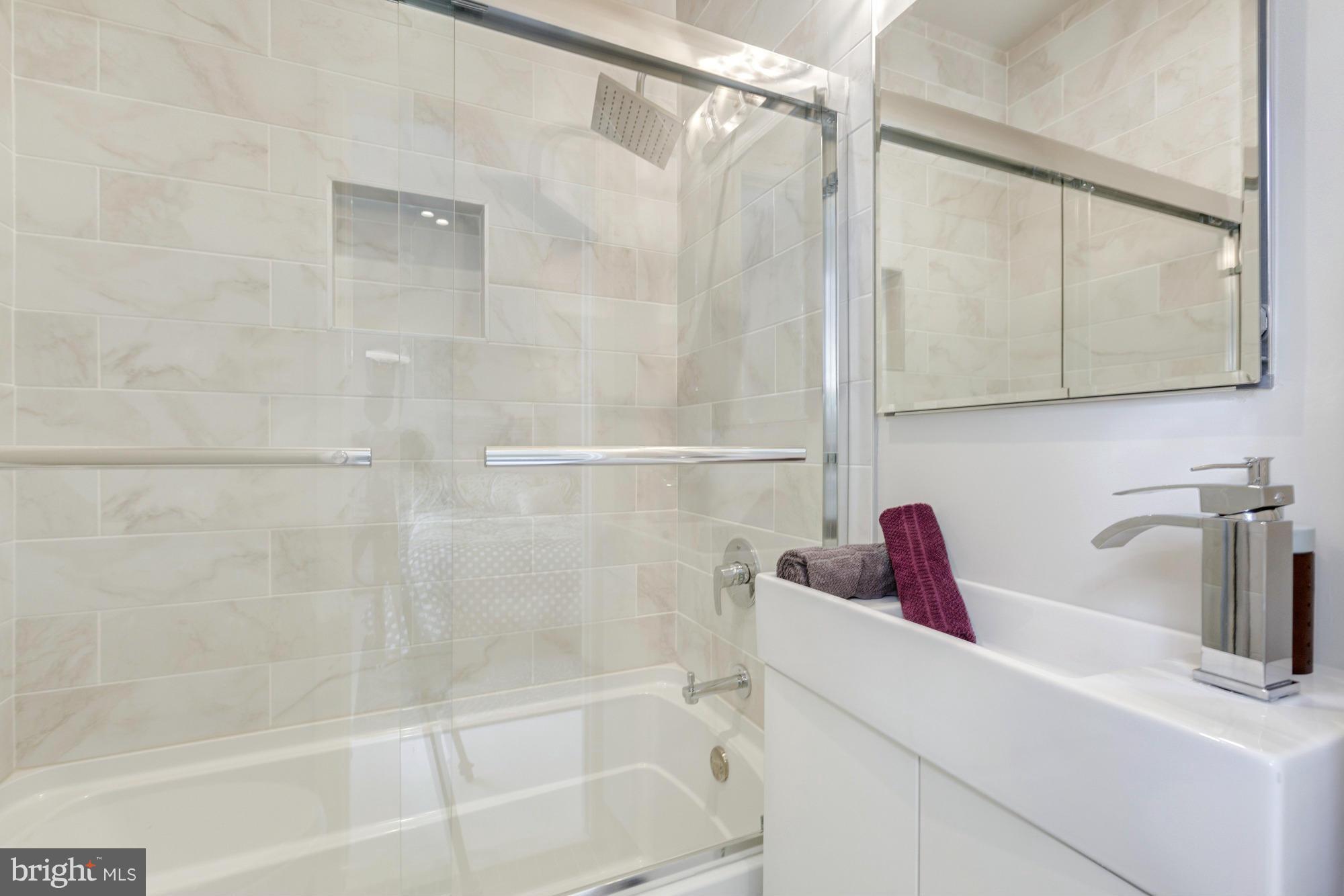 1632 30th Street Northwest, Unit 9 Washington, DC 20007 - Photo 15 of 20 Bath