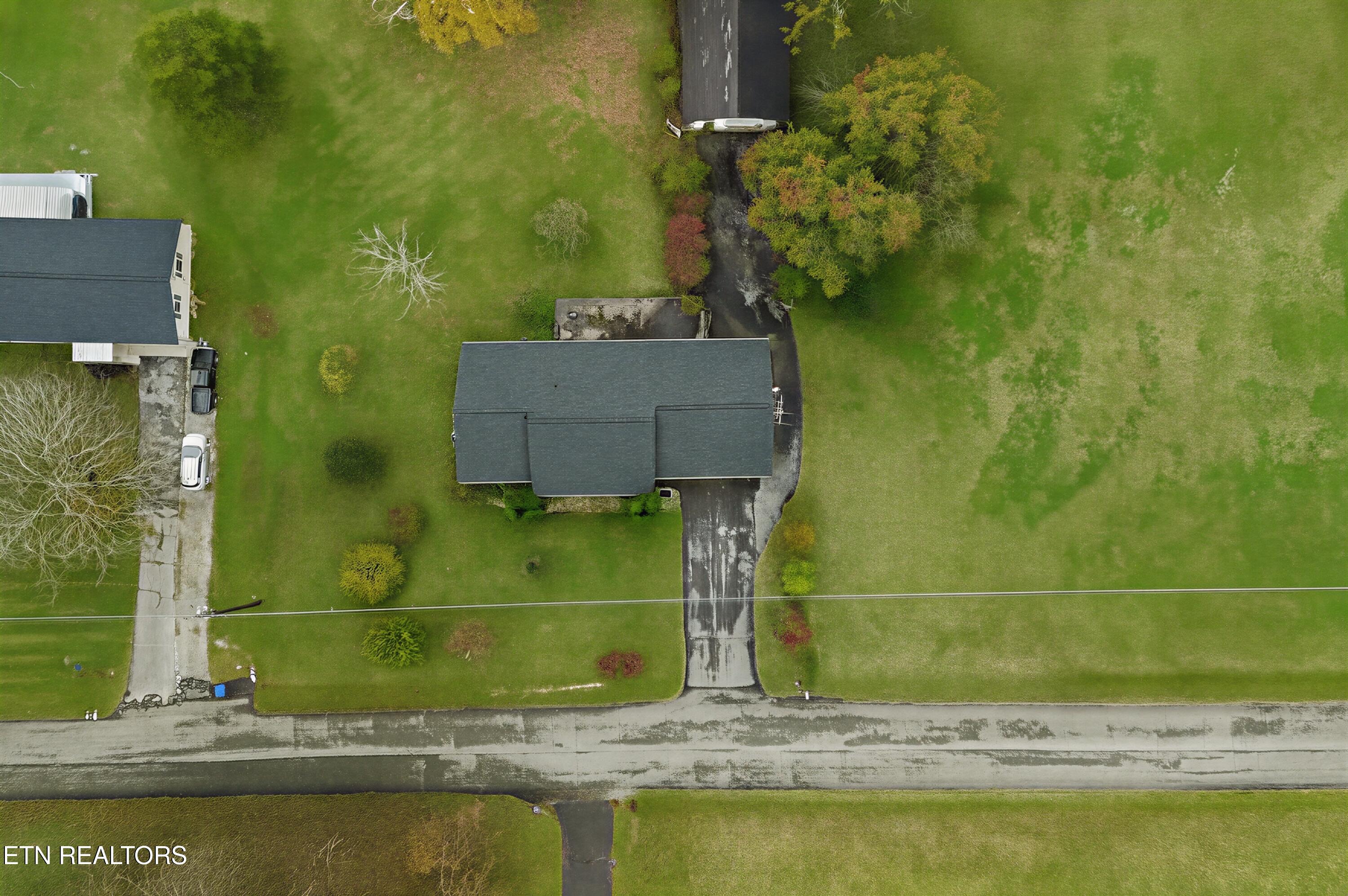 217 Arms Road Knoxville, TN 37924 - Photo 11 of 29 Drone 2