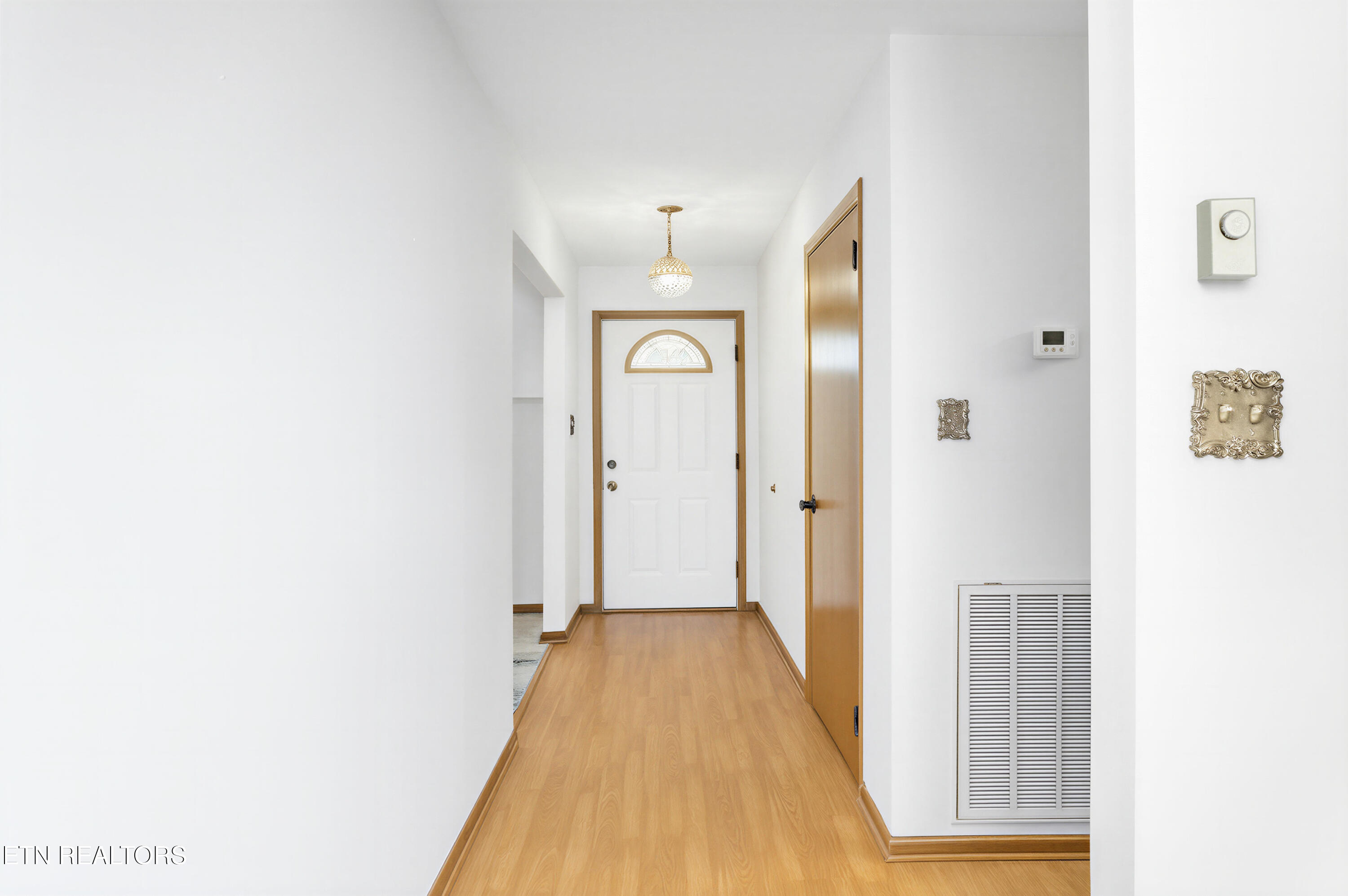 217 Arms Road Knoxville, TN 37924 - Photo 15 of 29 Entry_01