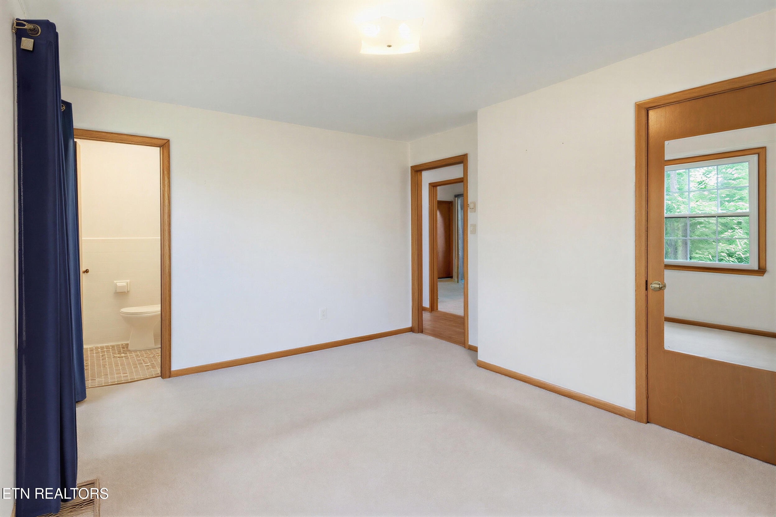 217 Arms Road Knoxville, TN 37924 - Photo 17 of 29 Primary Bedroom_03-Edit