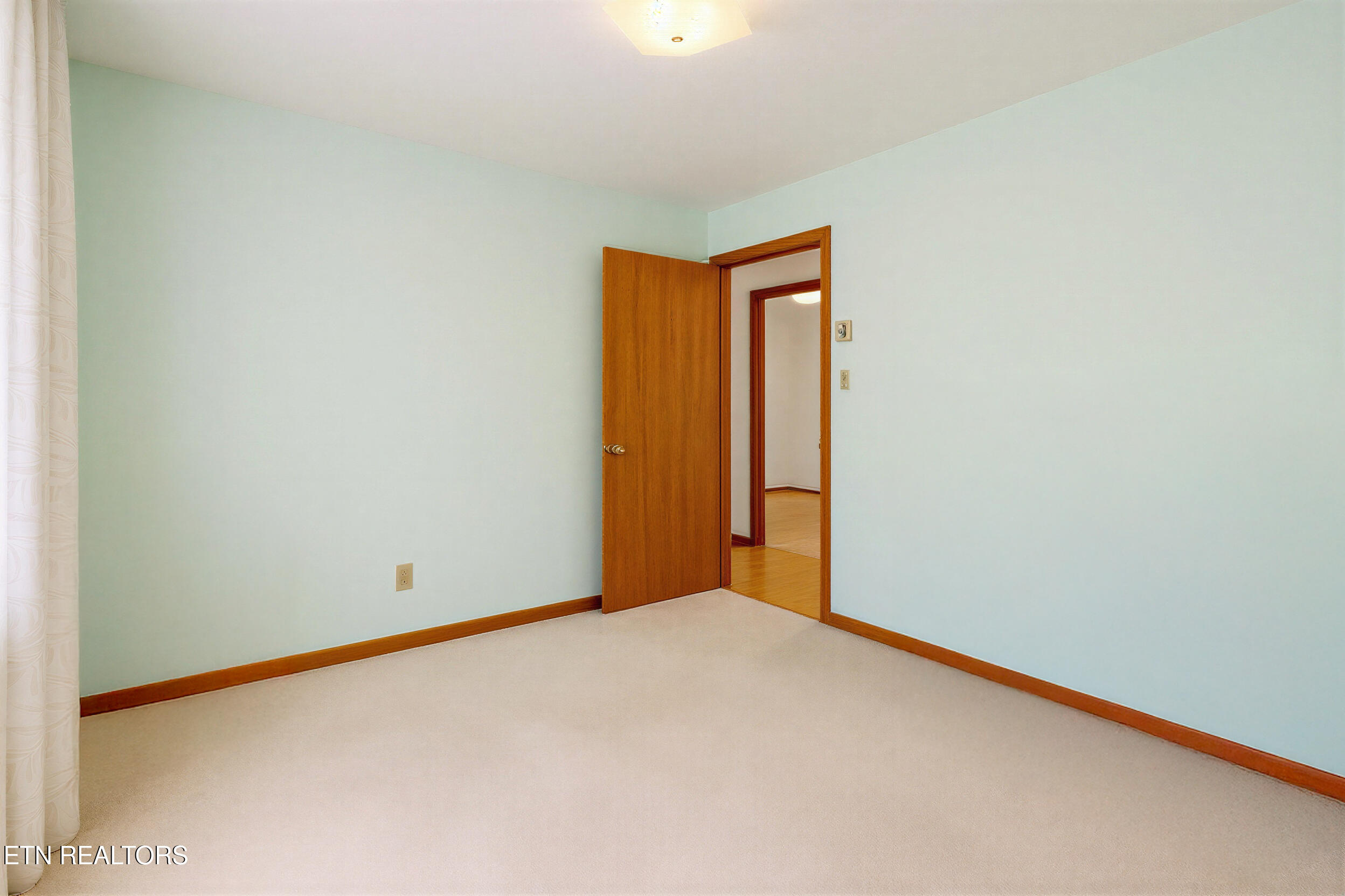 217 Arms Road Knoxville, TN 37924 - Photo 22 of 29 Bedroom_03-Edit