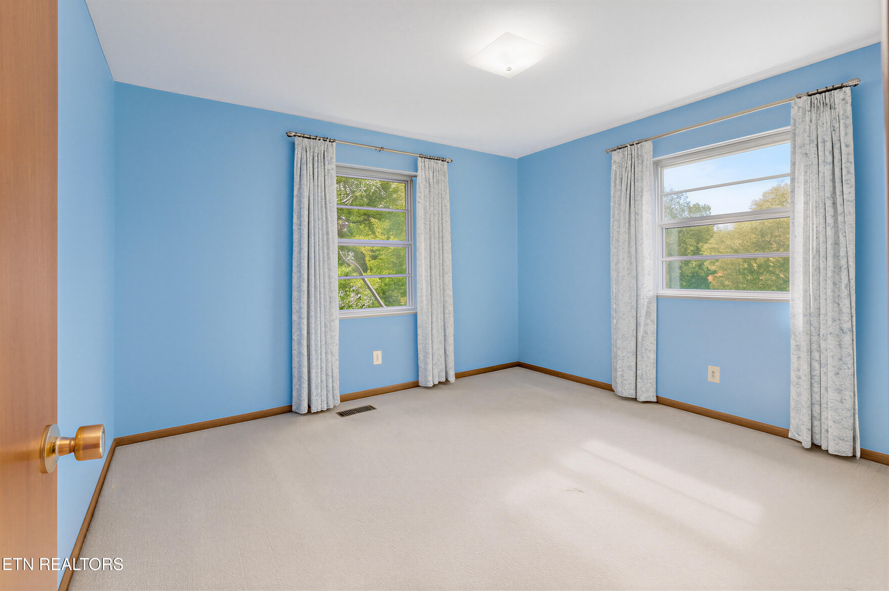 217 Arms Road Knoxville, TN 37924 - Photo 9 of 29 Bedroom_01