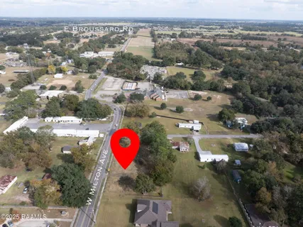 $135,000 | 209 West Milton Avenue, Milton, LA 70558