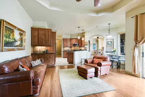$879,500 | 117 View Drive, Georgetown, TX 78628