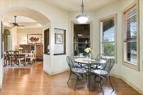 $879,500 | 117 View Drive, Georgetown, TX 78628