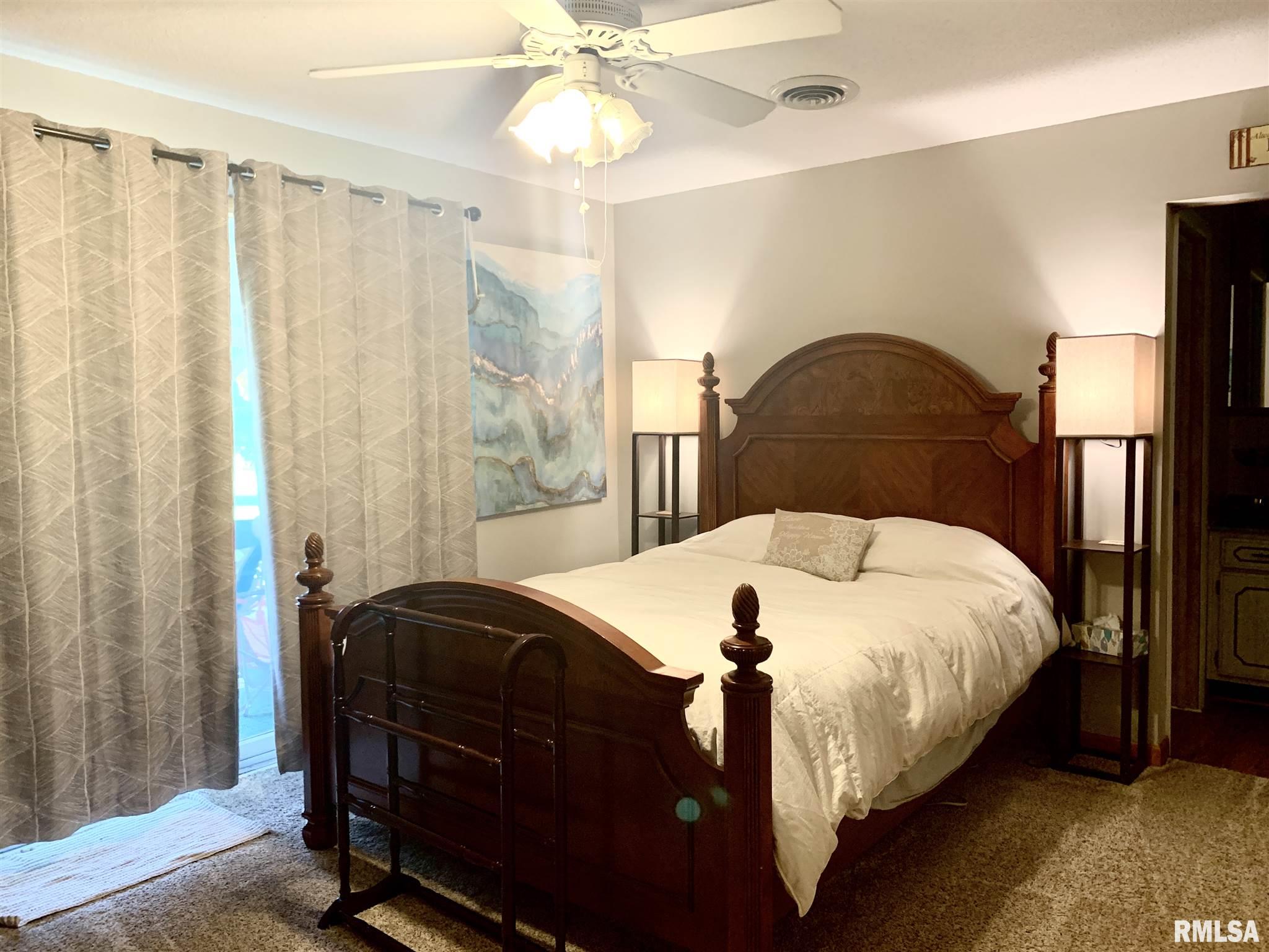 13120 Lake Of Egypt Road Marion, IL 62959 - Photo 14 of 37 Gallery Image 14