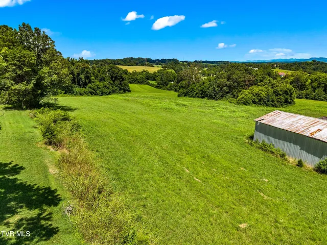 $264,900 | 6899 Beacon Light Road, Unit 1, Whitesburg, TN 37891