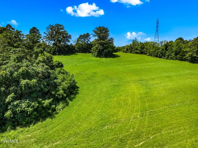 $264,900 | 6899 Beacon Light Road, Unit 1, Whitesburg, TN 37891