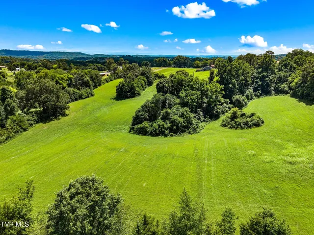 $264,900 | 6899 Beacon Light Road, Unit 1, Whitesburg, TN 37891