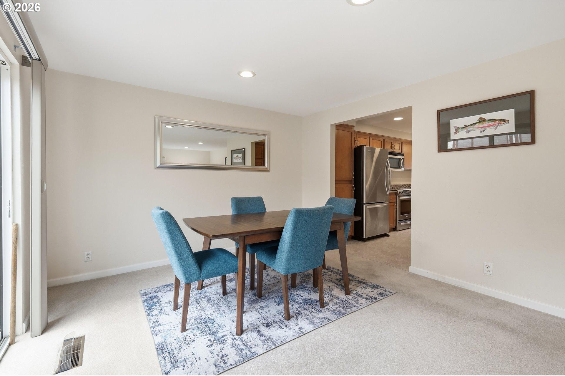 2204 Ridgeway Drive Eugene, OR 97401 - Photo 18 of 40 Gallery Image 18