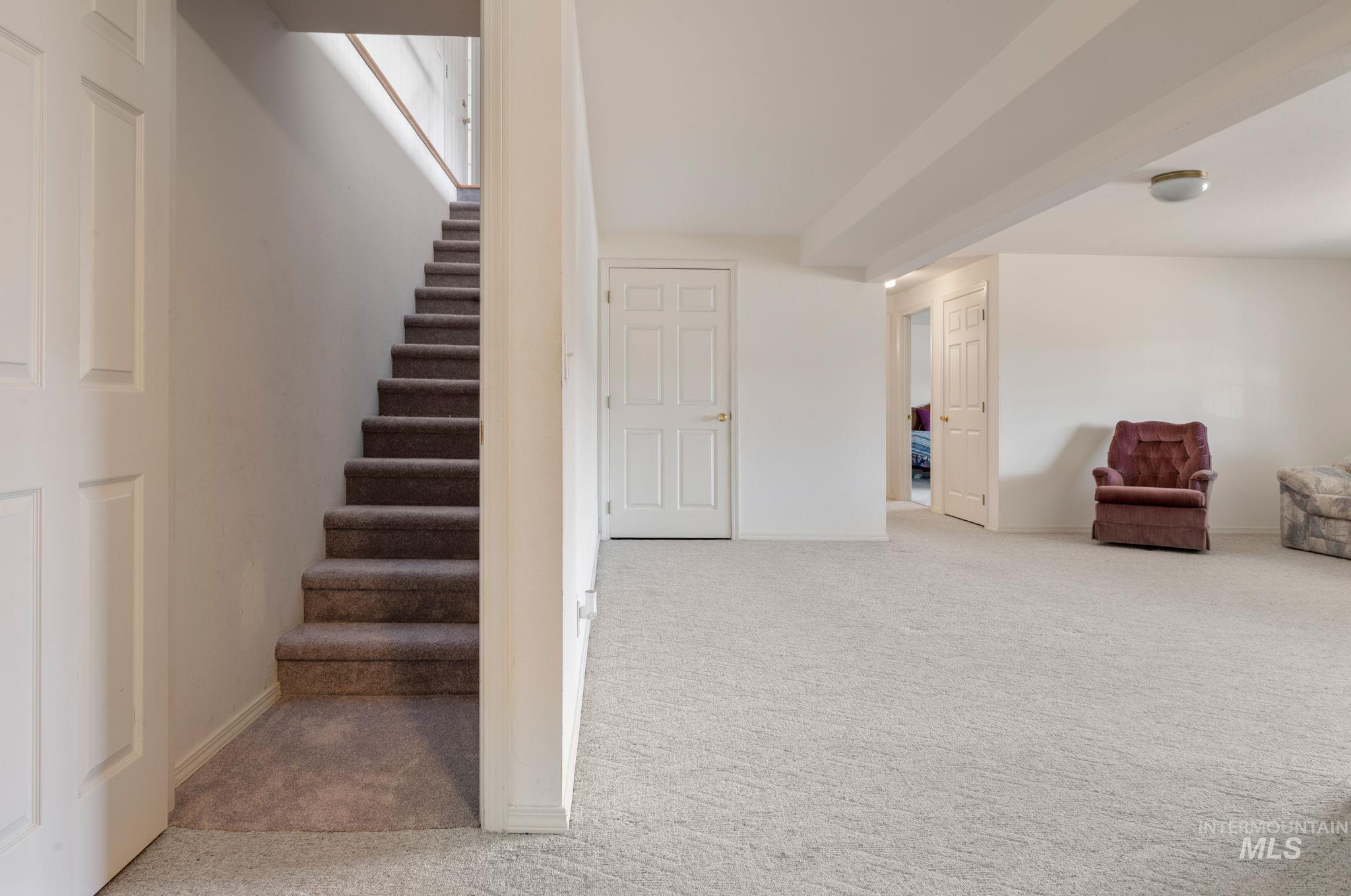 824 15th Avenue Lewiston, ID 83501 - Photo 21 of 37 Stairs with carpet and baseboards