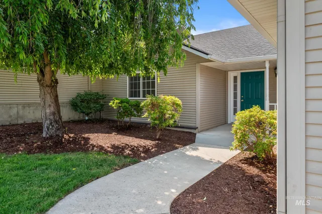 $369,900 | 824 15th Avenue, Lewiston, ID 83501