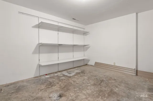 $369,900 | 824 15th Avenue, Lewiston, ID 83501