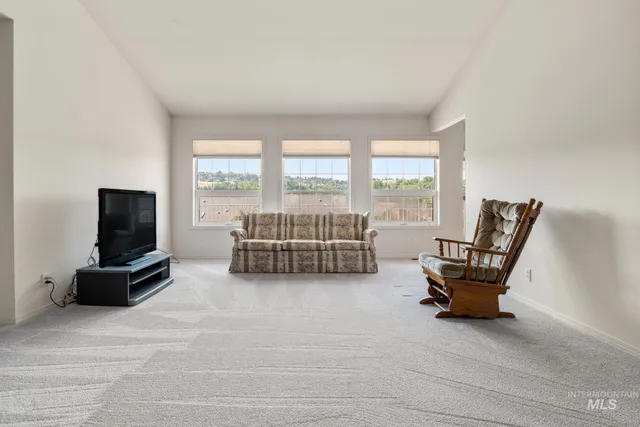 $369,900 | 824 15th Avenue, Lewiston, ID 83501