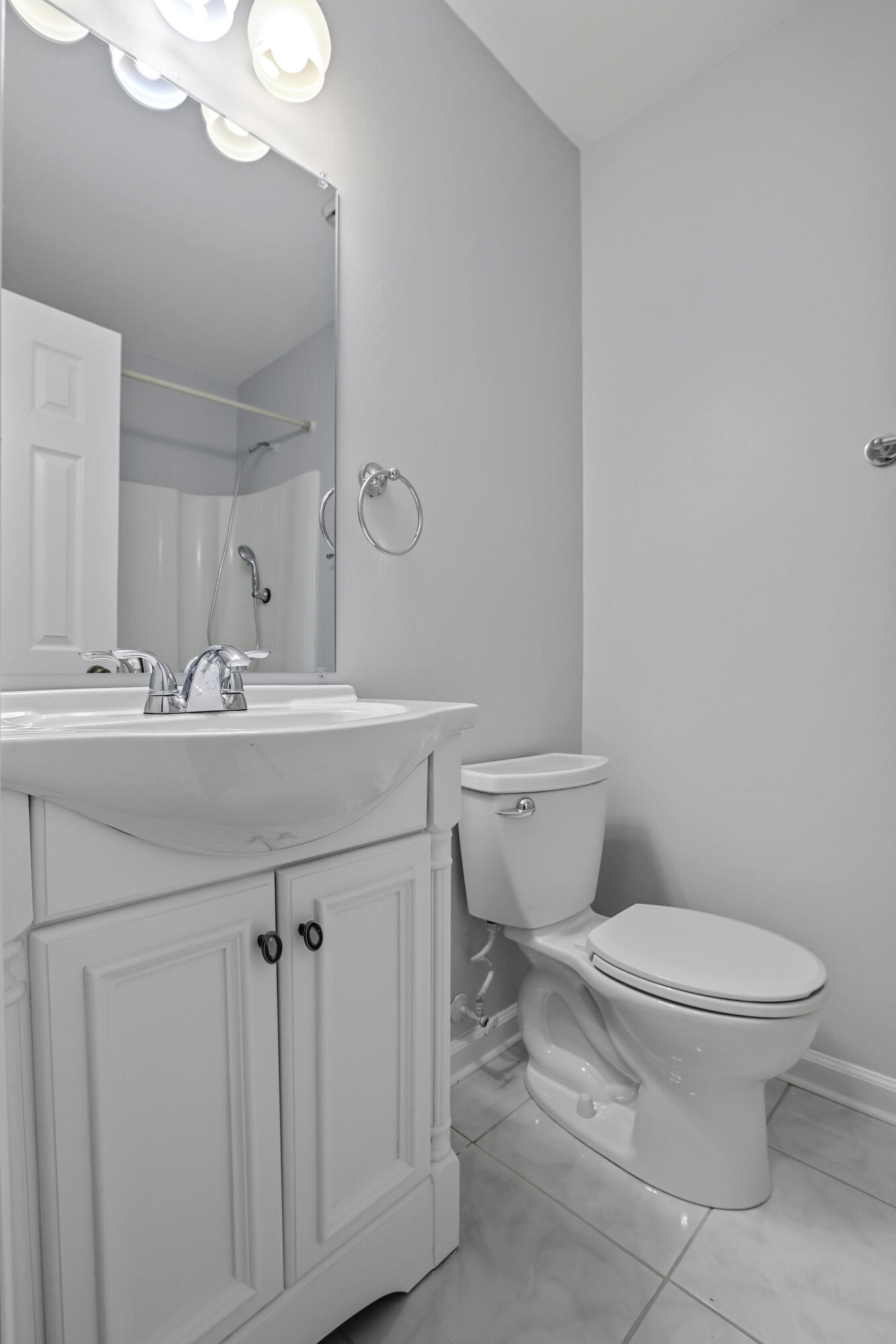 309 Commons Way Goose Creek, SC 29445 - Photo 15 of 29 309CommonsWay-CasaVerdemediaLLC16 (1)