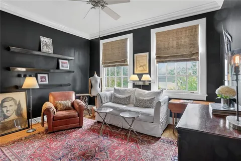 $729,000 | 200 Montgomery Ferry Drive Northeast, Unit 19, Atlanta, GA 30309