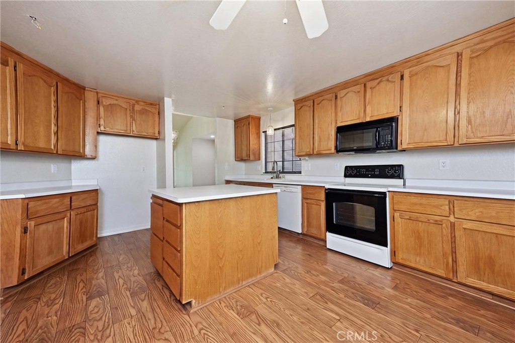 17153 Squirrel Hill Road Hidden Valley Lake, CA 95467 - Photo 12 of 34 Oversized kitchen