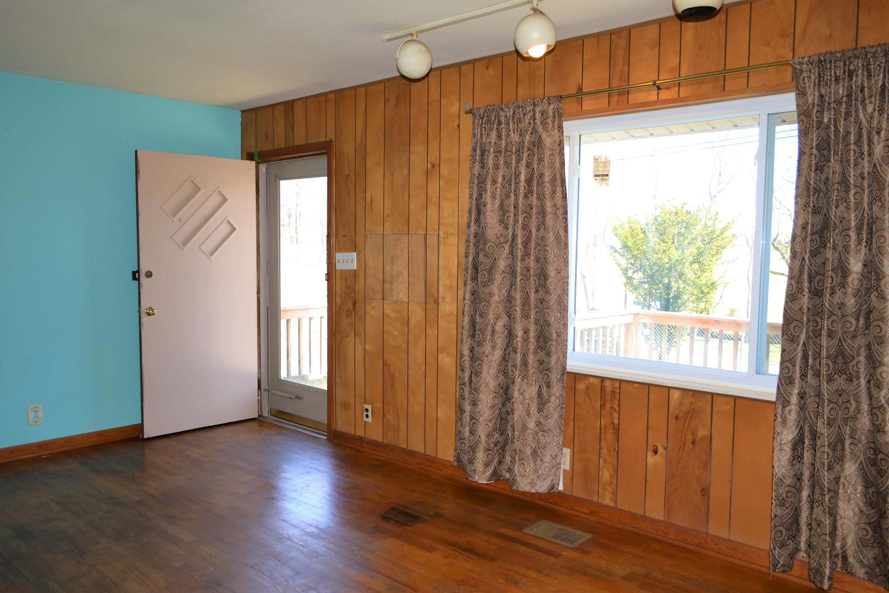 241 North Shiloh Road Seymour, TN 37865 - Photo 3 of 33 DSC_0016