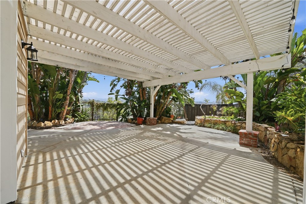 717 Porter Street Fallbrook, CA 92028 - Photo 10 of 55