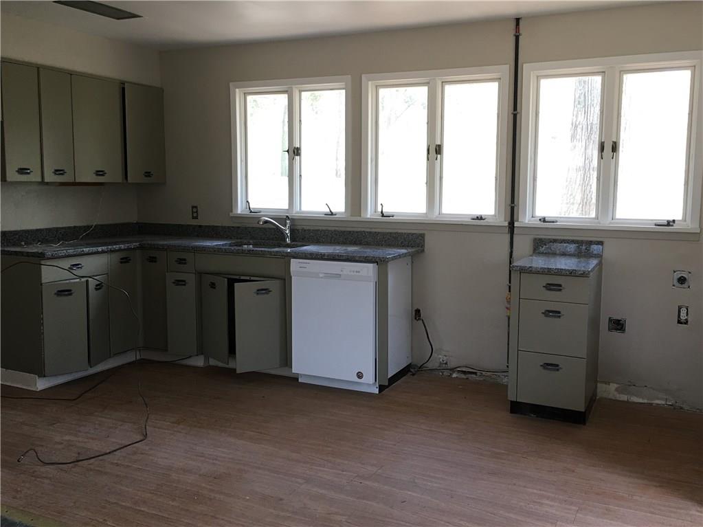 8041 Edwood Road Pittsburgh, PA 15237 - Photo 10 of 16 Gallery Image 10