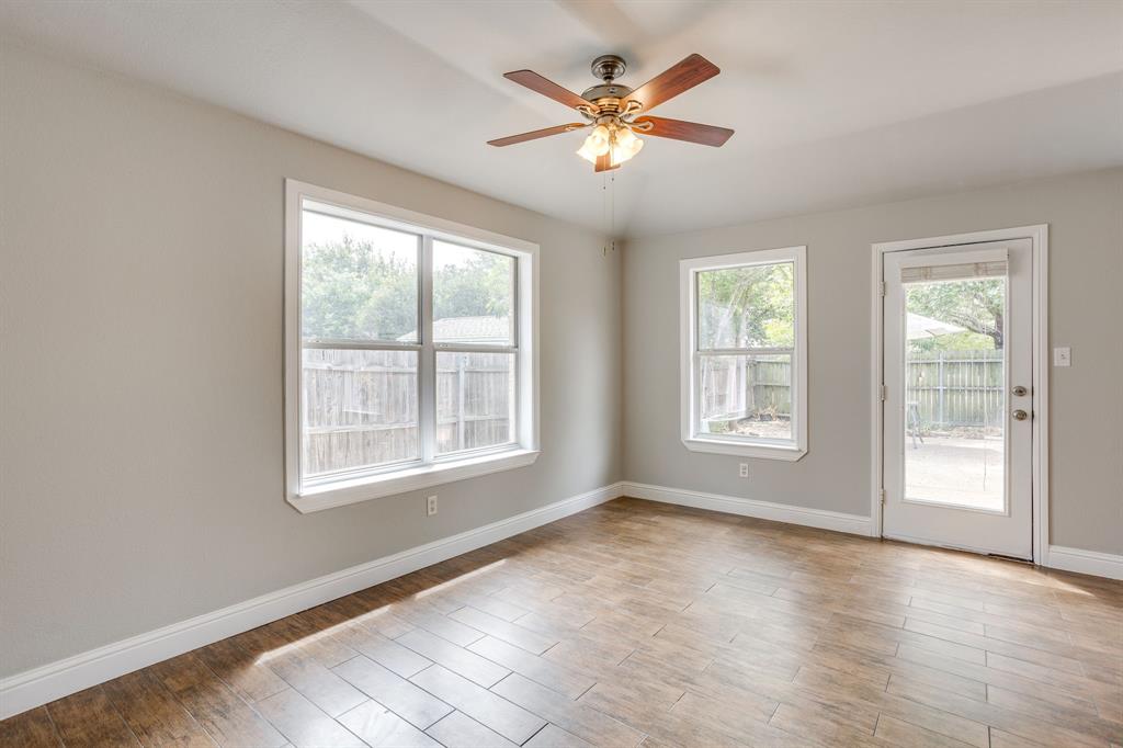 9825 Stoney Bridge Road Fort Worth, TX 76108 - Photo 7 of 40 Dining room off kitchen