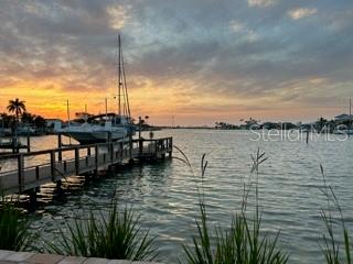 712 Sunset Cove Madeira Beach, FL 33708 - Photo 20 of 93 Gallery Image 20