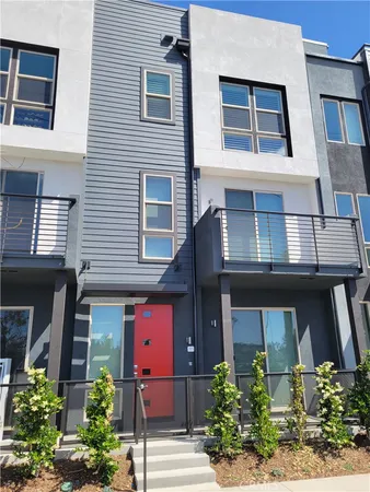 $5,250 | 121 Placemark, Irvine, CA 92614