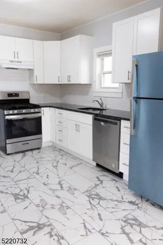 $2,500 | 45 Maple Avenue, Wallington, NJ 07057