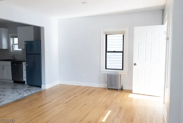 $2,500 | 45 Maple Avenue, Wallington, NJ 07057