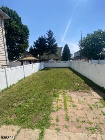 $2,500 | 45 Maple Avenue, Wallington, NJ 07057